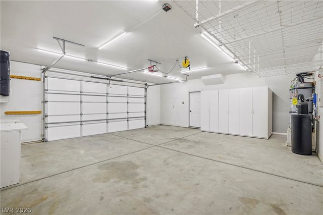 1352 Lake Valley Drive, Logandale, NV 89021