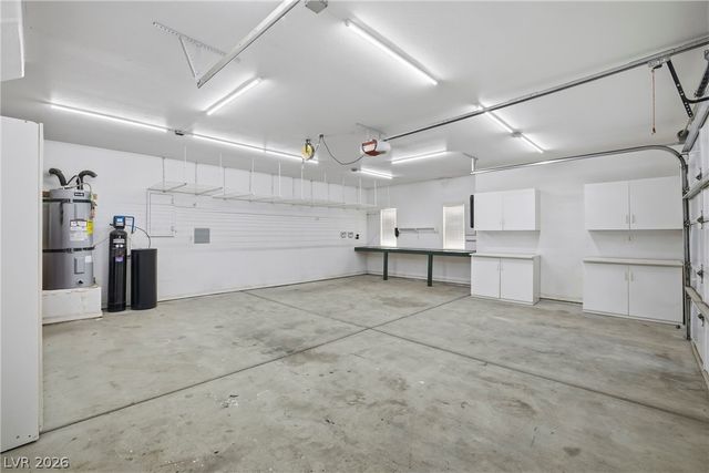 1352 Lake Valley Drive, Logandale, NV 89021