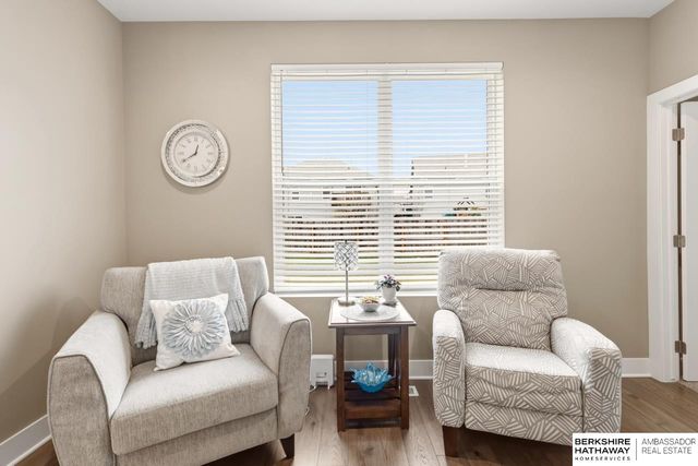 20529 D Street, Elkhorn, NE 68022