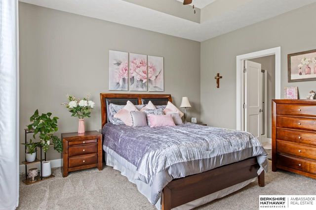 20529 D Street, Elkhorn, NE 68022