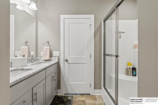 20529 D Street, Elkhorn, NE 68022