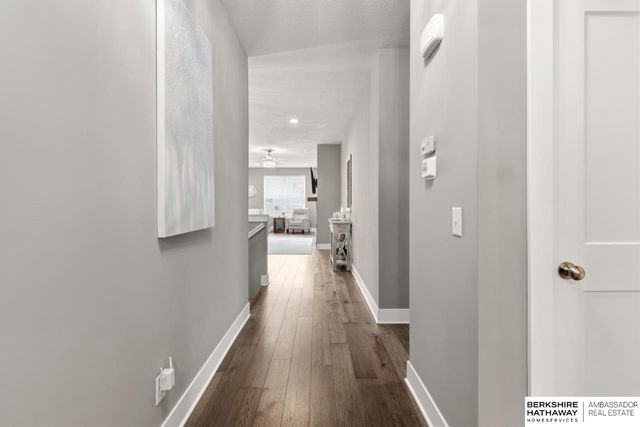 20529 D Street, Elkhorn, NE 68022