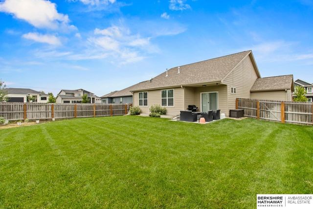 20529 D Street, Elkhorn, NE 68022