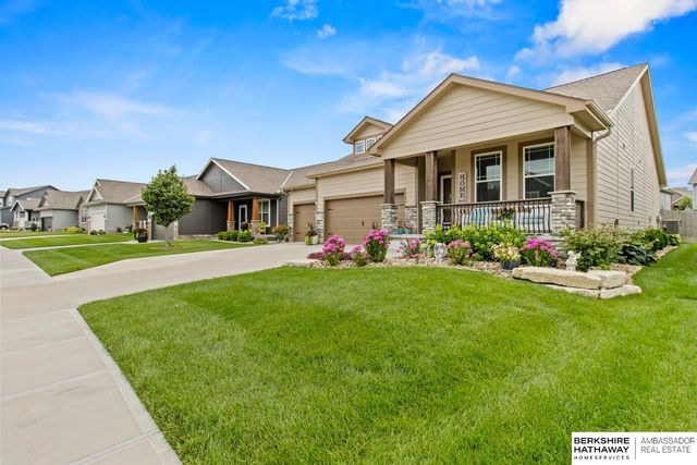 20529 D Street, Elkhorn, NE 68022