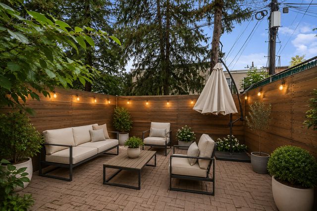 71 DE SALES Place, New York City, NY 11207