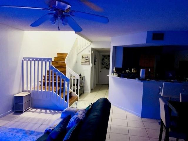 8121 Southgate Boulevard, North Lauderdale, FL 33068