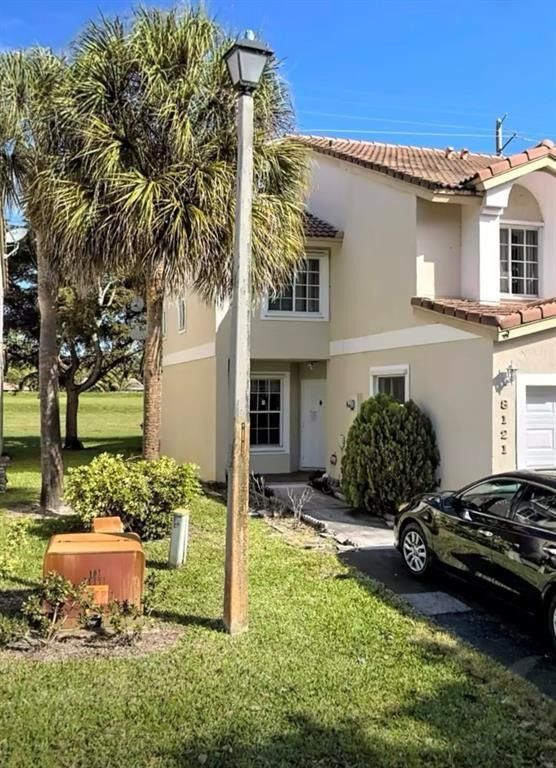 8121 Southgate Boulevard, North Lauderdale, FL 33068