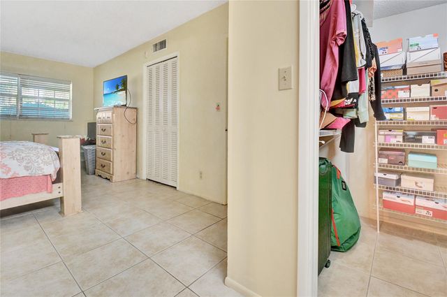 2671 S Course Drive 105, Pompano Beach, FL 33069
