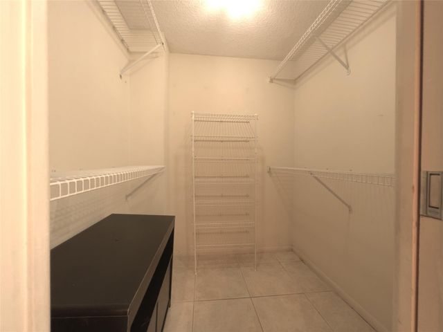 2671 S Course Drive 105, Pompano Beach, FL 33069