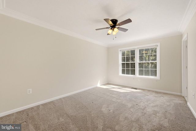 388 CAMELOT BLVD, Falling Waters, WV 25419