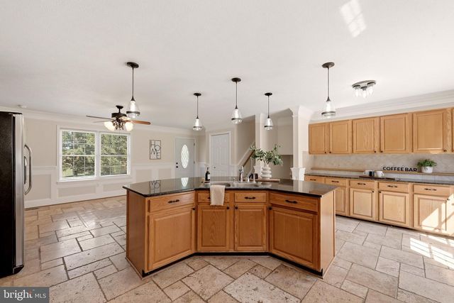 388 CAMELOT BLVD, Falling Waters, WV 25419