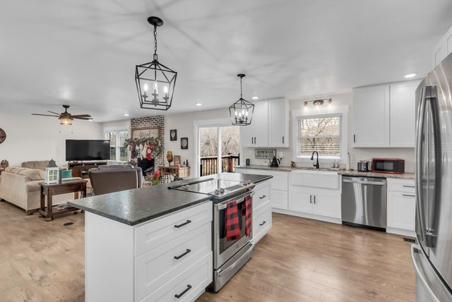 2274 Pulaski Hwy, Fayetteville, TN 37334