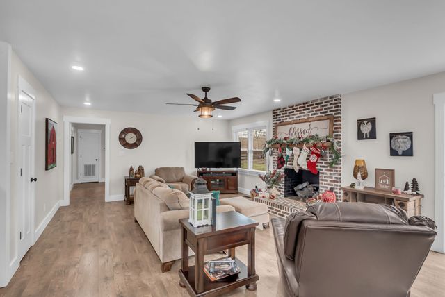 2274 Pulaski Hwy, Fayetteville, TN 37334