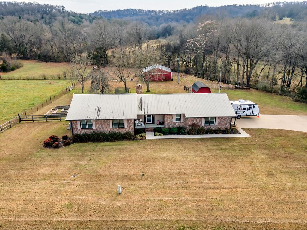 2274 Pulaski Hwy, Fayetteville, TN 37334