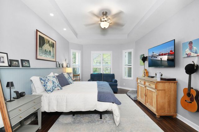 6848 SE Twin Oaks Cir, Stuart, FL 34997