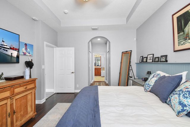 6848 SE Twin Oaks Cir, Stuart, FL 34997