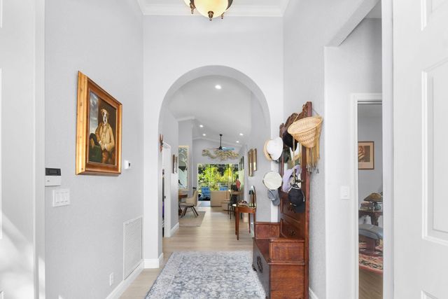 6848 SE Twin Oaks Cir, Stuart, FL 34997