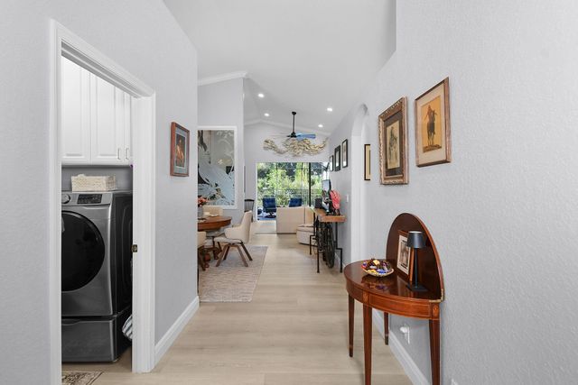 6848 SE Twin Oaks Cir, Stuart, FL 34997