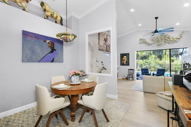 6848 SE Twin Oaks Cir, Stuart, FL 34997