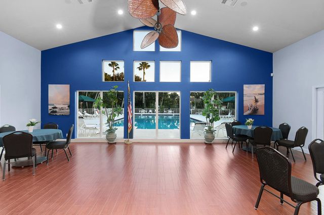 6848 SE Twin Oaks Cir, Stuart, FL 34997