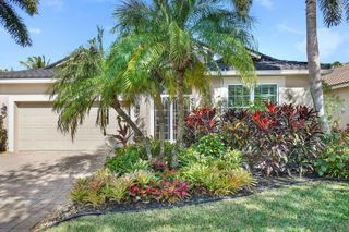 6848 SE Twin Oaks Cir, Stuart, FL 34997