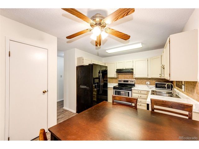 3082 S Wheeling Way 105, Aurora, CO 80014