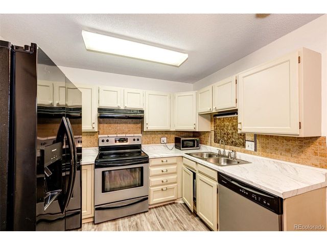 3082 S Wheeling Way 105, Aurora, CO 80014