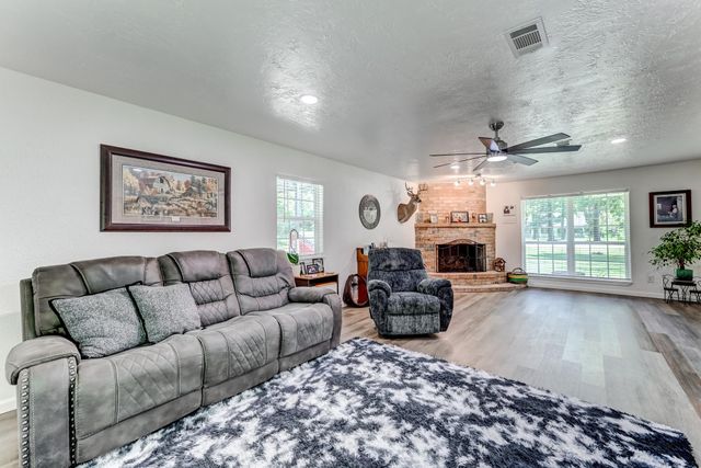 140 County Road 2005, Liberty, TX 77575