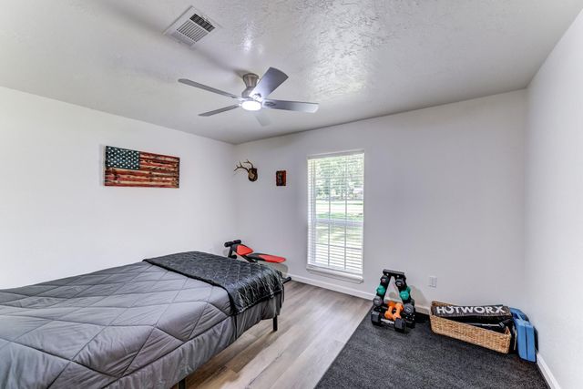 140 County Road 2005, Liberty, TX 77575