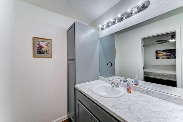 140 County Road 2005, Liberty, TX 77575
