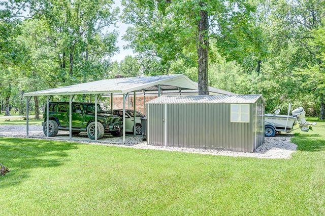 140 County Road 2005, Liberty, TX 77575