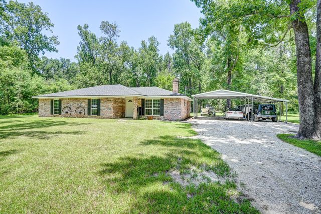 140 County Road 2005, Liberty, TX 77575