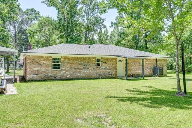 140 County Road 2005, Liberty, TX 77575