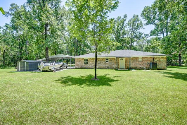 140 County Road 2005, Liberty, TX 77575