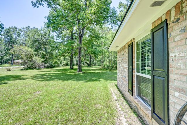 140 County Road 2005, Liberty, TX 77575