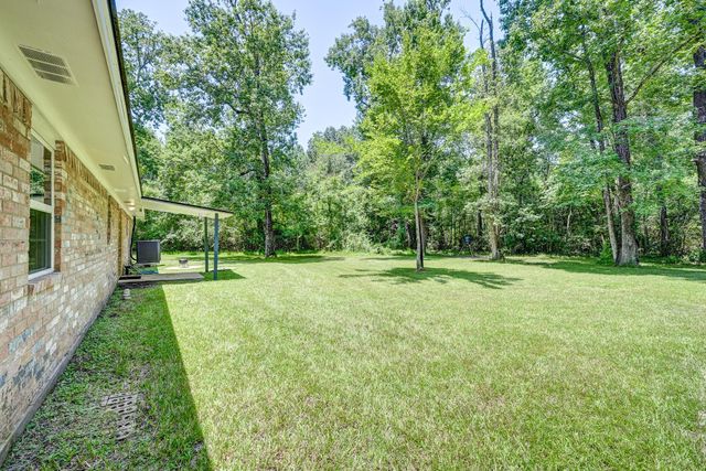 140 County Road 2005, Liberty, TX 77575