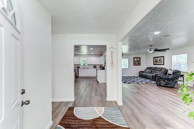 140 County Road 2005, Liberty, TX 77575