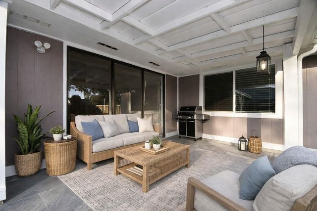 10519 Norton Drive, Houston, TX 77043