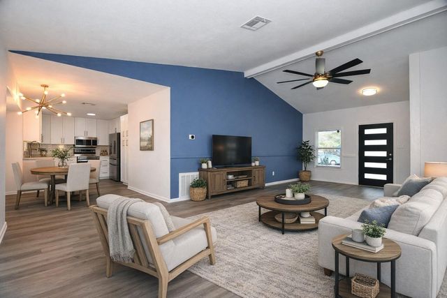 10519 Norton Drive, Houston, TX 77043