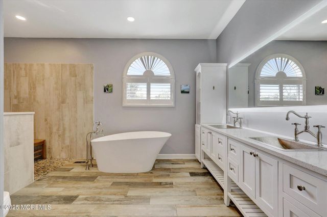 4 Gaitway Drive, Colts Neck, NJ 07722