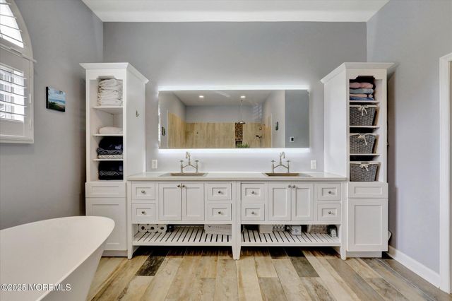 4 Gaitway Drive, Colts Neck, NJ 07722