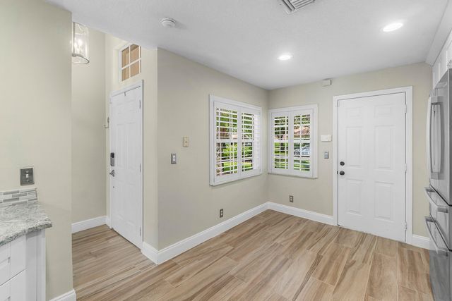 1215 E LANCEWOOD Place, Delray Beach, FL 33445
