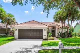 1215 E LANCEWOOD Place, Delray Beach, FL 33445