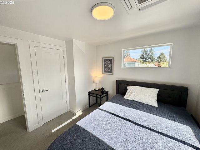 6 Ne 74TH Ave unit B, Portland, OR 97213