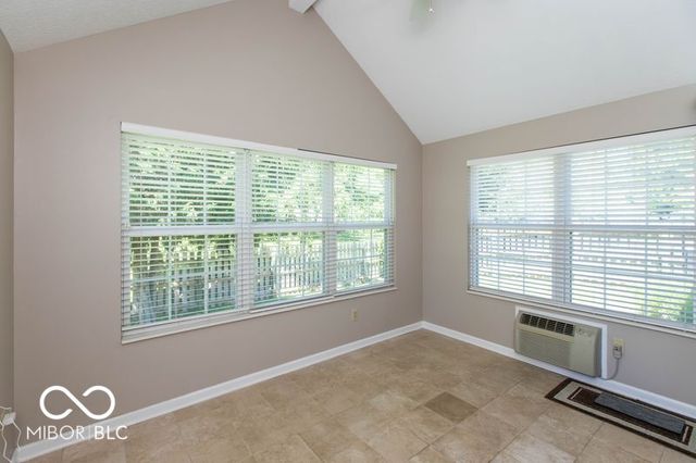 2898 Brooks Bend Drive, Carmel, IN 46032