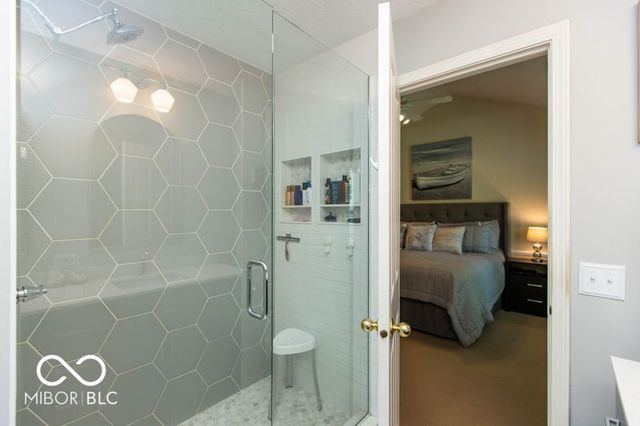 2898 Brooks Bend Drive, Carmel, IN 46032