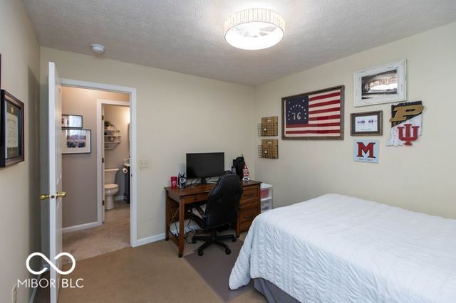 2898 Brooks Bend Drive, Carmel, IN 46032