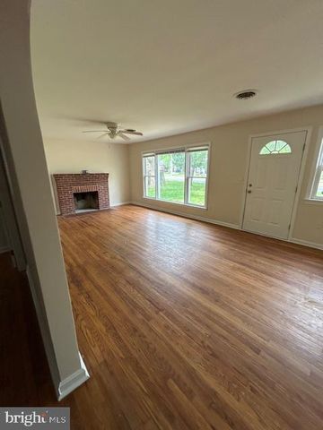 104 SOUTHERN BLVD, Wyoming, DE 19934