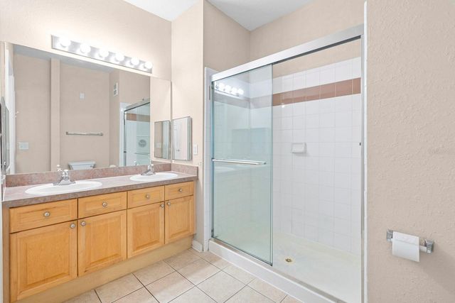 707 TERRACE RIDGE CIRCLE 707, Davenport, FL 33896