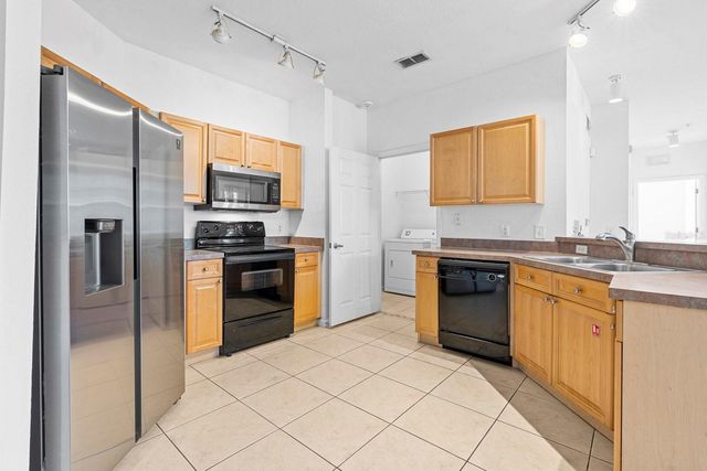 707 TERRACE RIDGE CIRCLE 707, Davenport, FL 33896